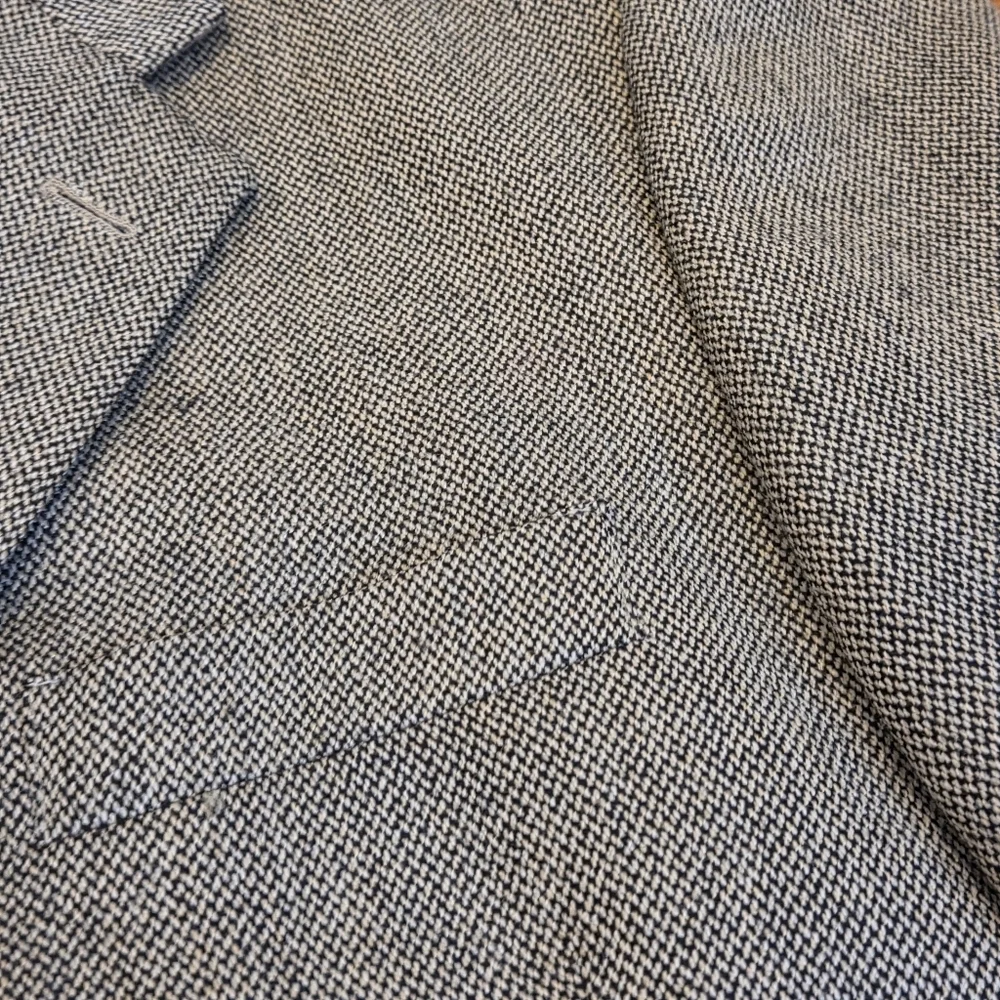 VTG Tweed Jacket L Black Beige Herringbone 100% Lambs Wool Blazer Sport Coat 44R - Picture 6 of 16